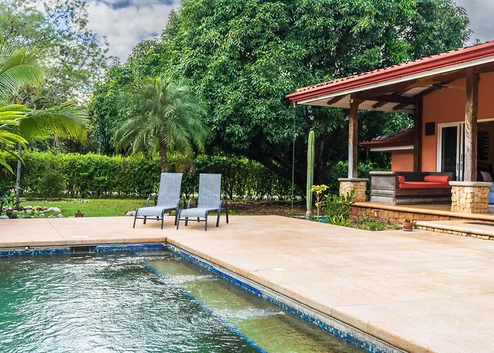 Сasa de vacaciones Casa Tropical, Spacious 3 Bedroom *